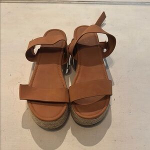 Women's Tan Sandals
